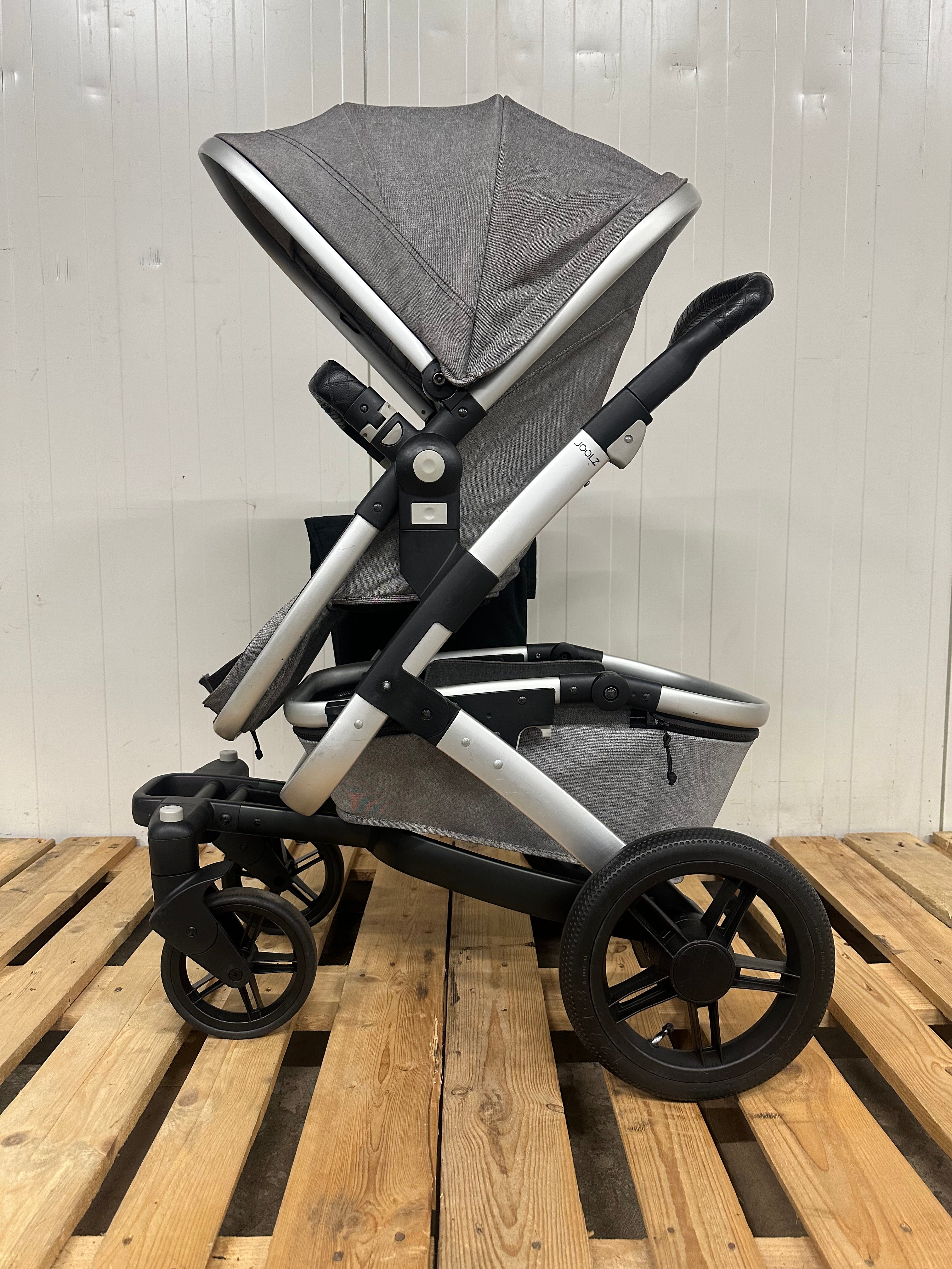 Joolz Geo 1 Granite Grey + vol accessoire pakket (art:125377)