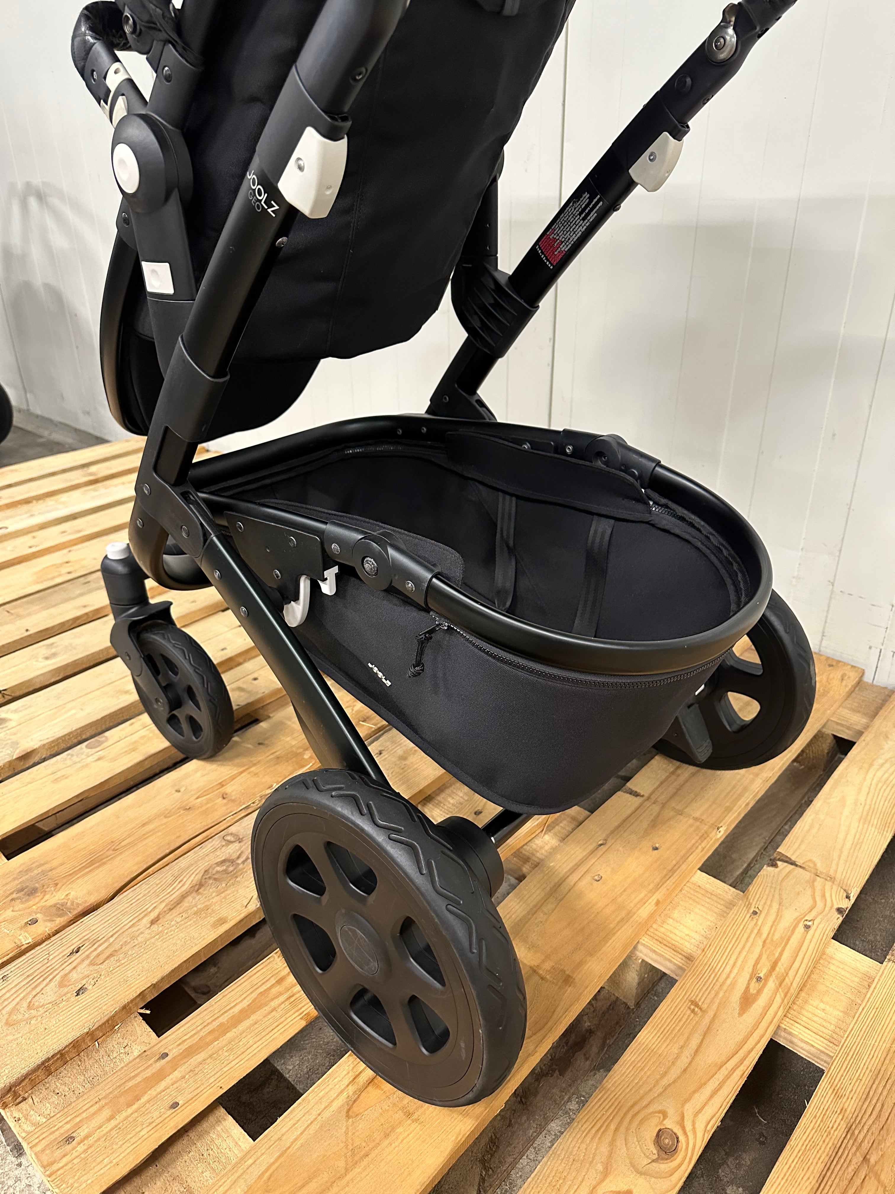 Joolz Geo 2 Brilliant Black excl. accessoires (art:125511)