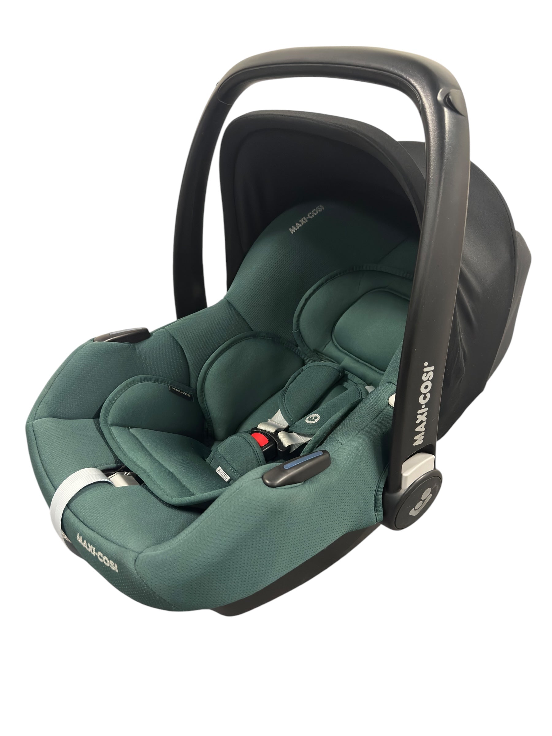 Complete 2 in 1 set - Maxi Cosi Cabriofix iSize + Isofix Base 2023 (art:125416,125415)