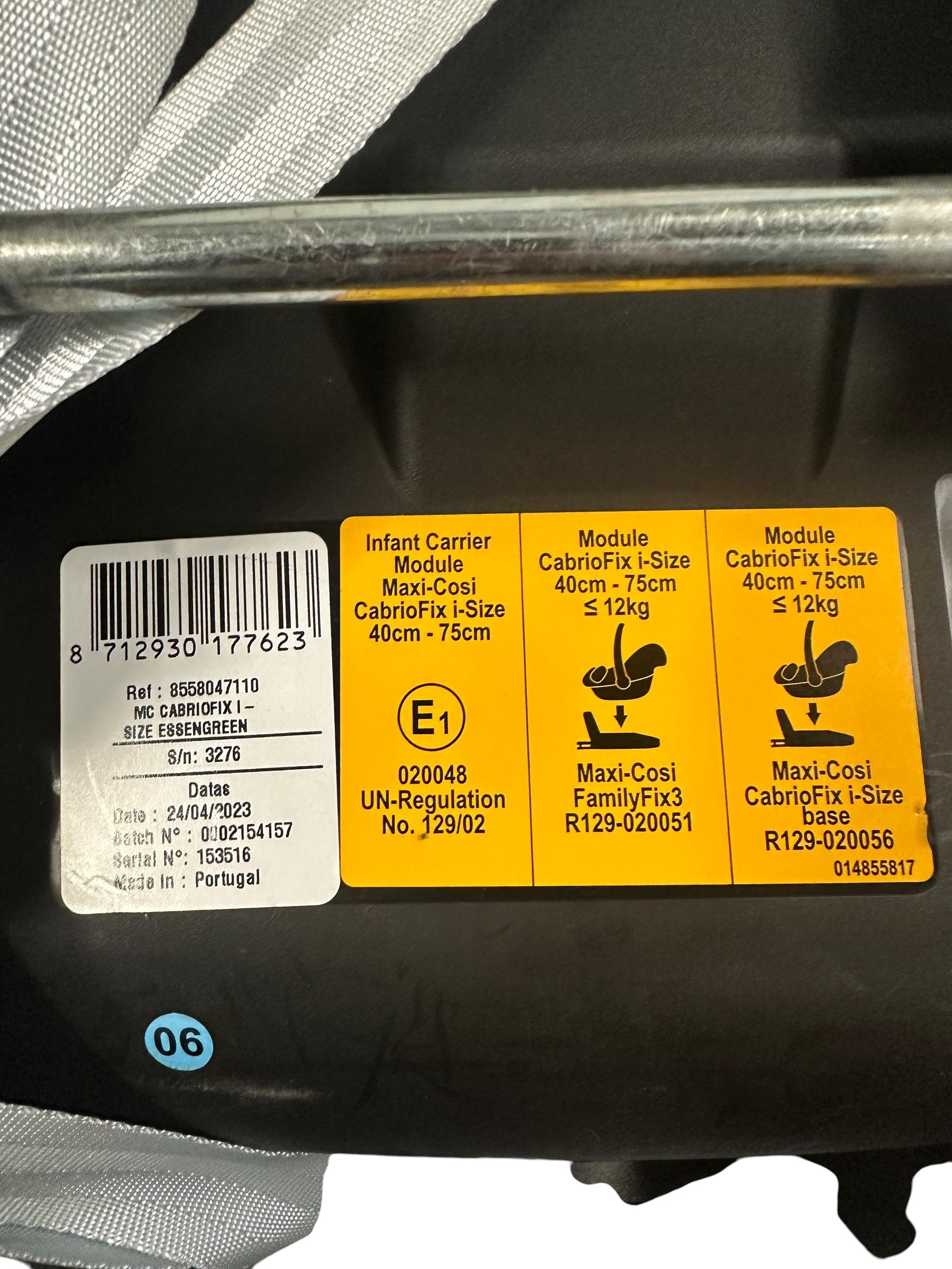 Complete 2 in 1 set - Maxi Cosi Cabriofix iSize + Isofix Base 2023 (art:125416,125415)
