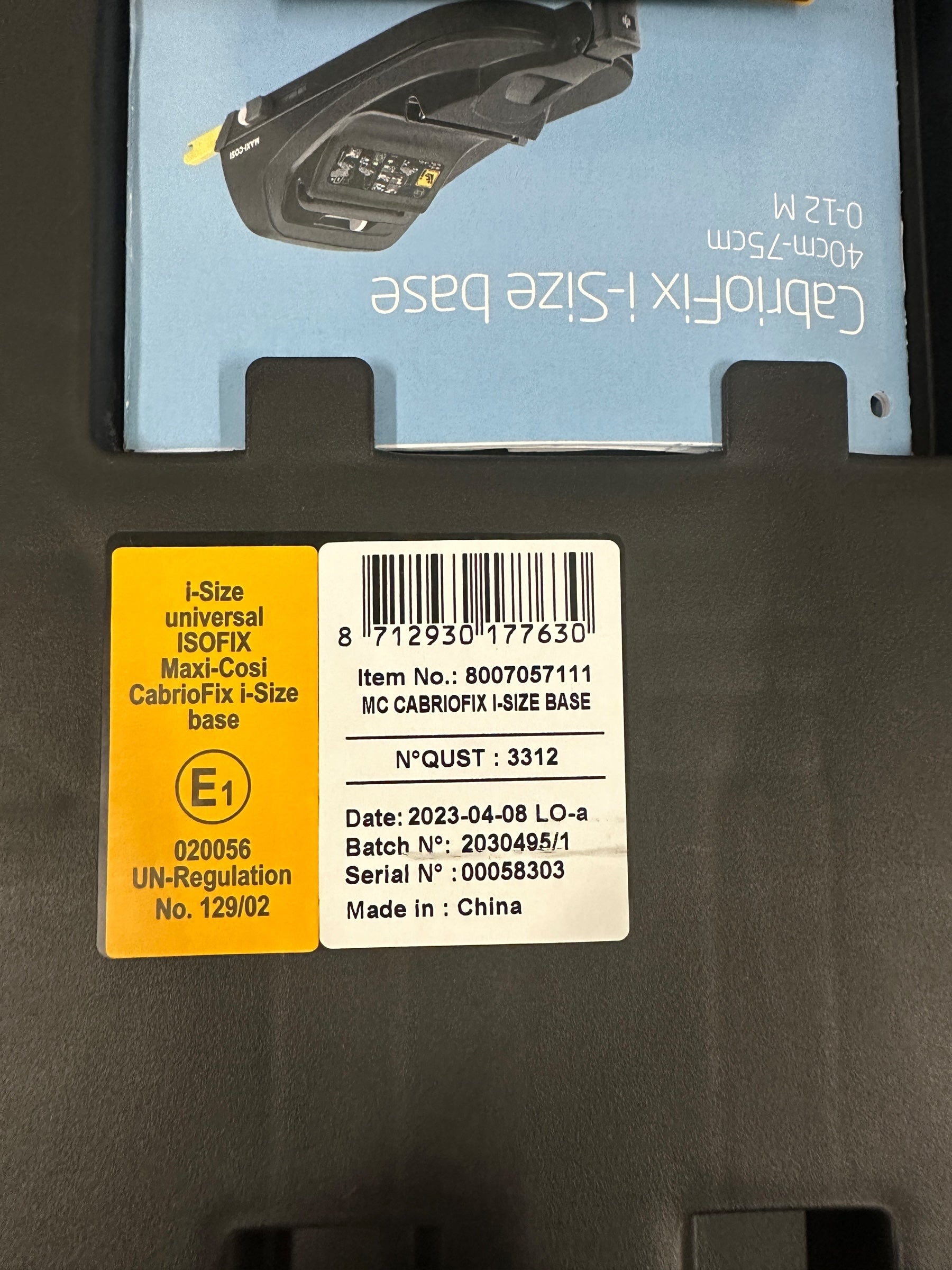 Complete 2 in 1 set - Maxi Cosi Cabriofix iSize + Isofix Base 2023 (art:125416,125415)