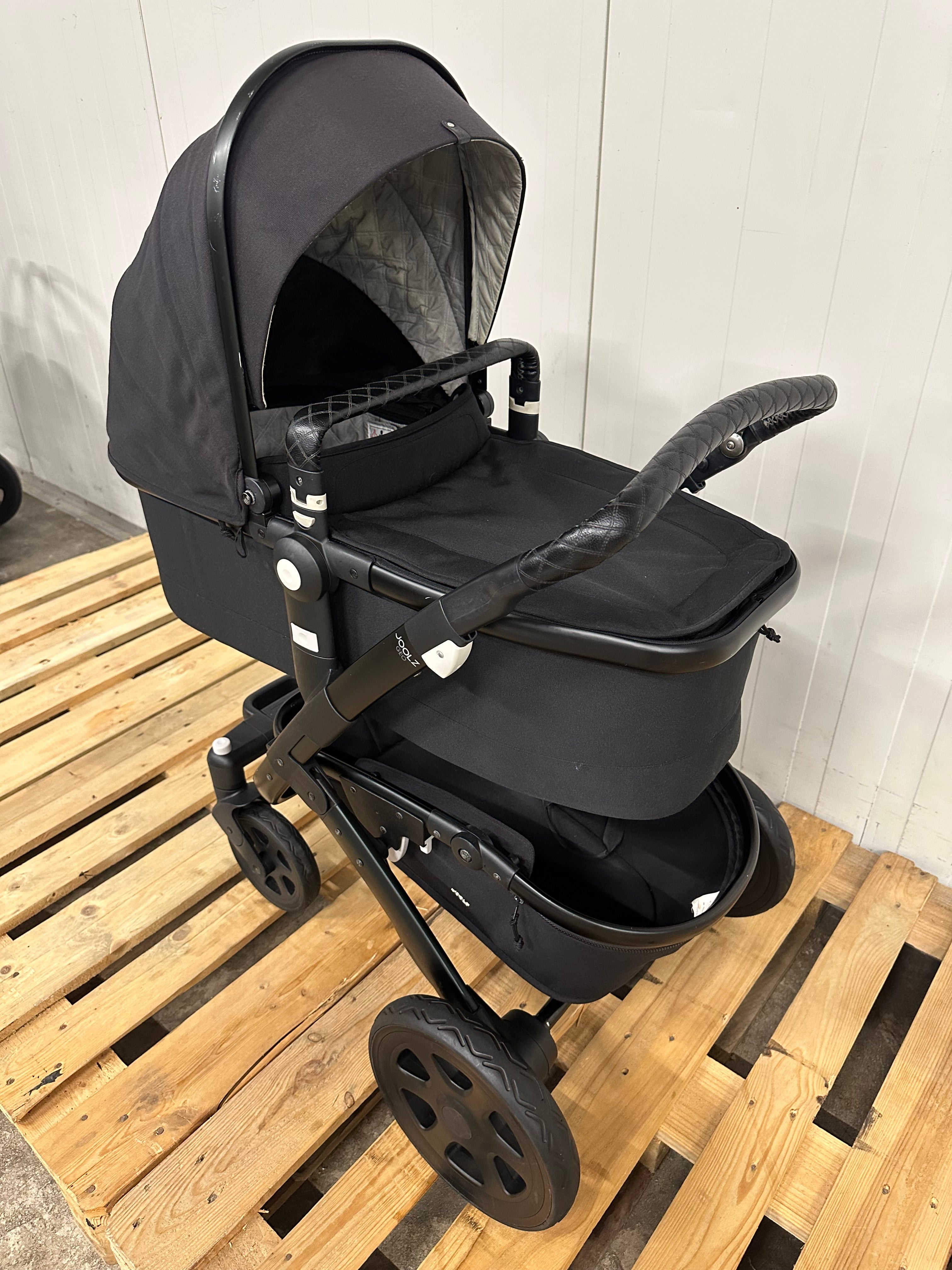 Joolz Geo 2 Brilliant Black excl. accessoires (art:125511)